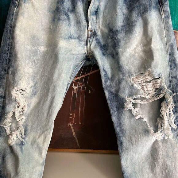 Levi's Tie-Dye Blue and White Relaxed Jeans 34" - Picture 5 of 16